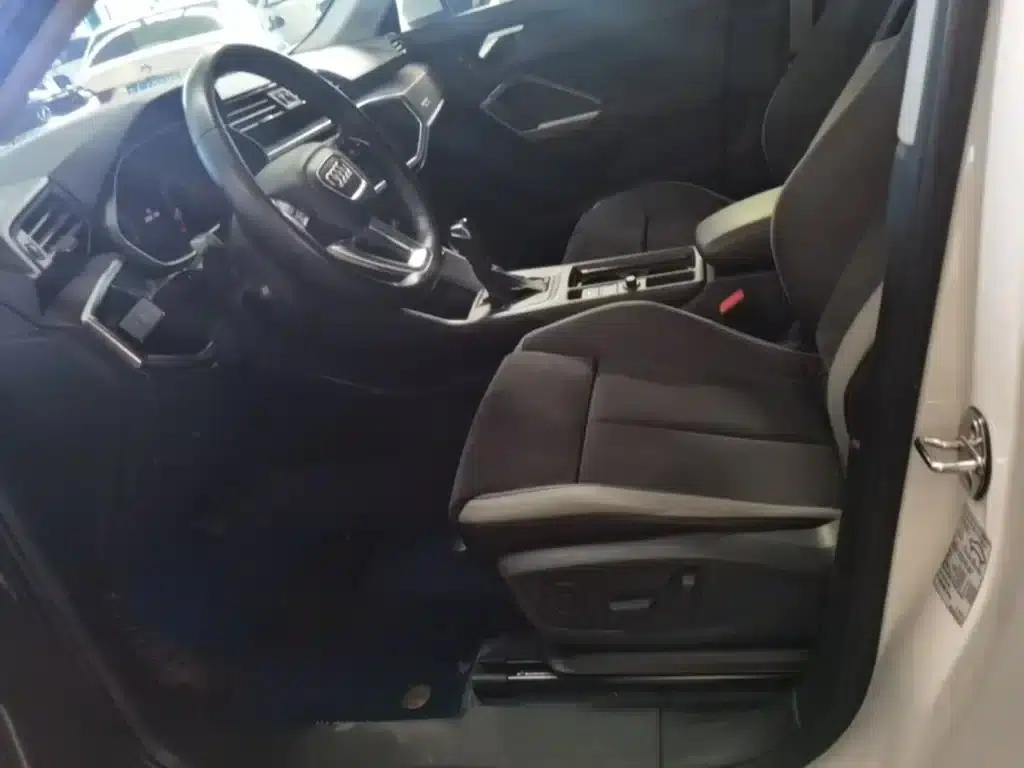 Audi Q3 2019 35 TFSI Progressive Dynamic Edition — миниатюра 15