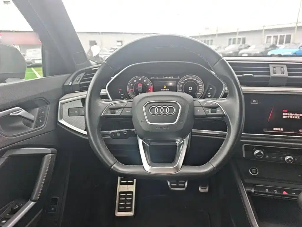Audi Q3 2024 35 TFSI Fashion Dynamic Edition — миниатюра 17