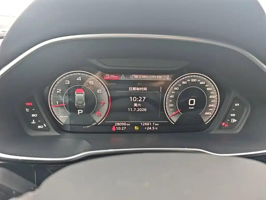 Audi Q3 2024 35 TFSI Fashion Dynamic Edition — миниатюра 18