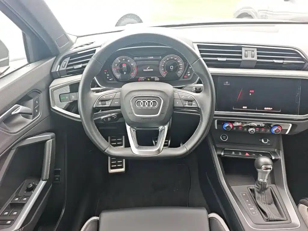 Audi Q3 2023 35 TFSI Fashion Dynamic (1.5T) — миниатюра 17