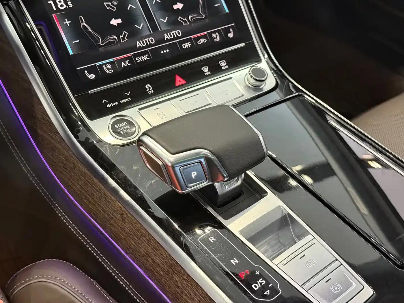 2023 Audi A8 A8L 55 TFSI quattro Flagship — миниатюра 9