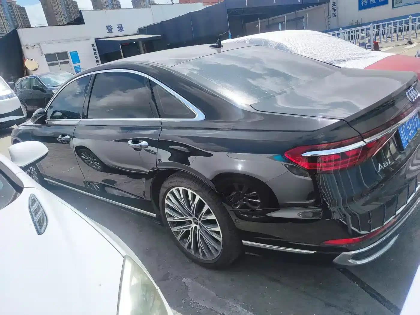 2024 Audi A8 A8L 50 TFSI quattro Premium Edition — миниатюра 5