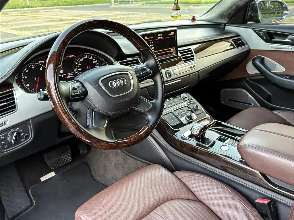 2013 Audi A8 A8L 50 TFSI quattro Premium — миниатюра 6