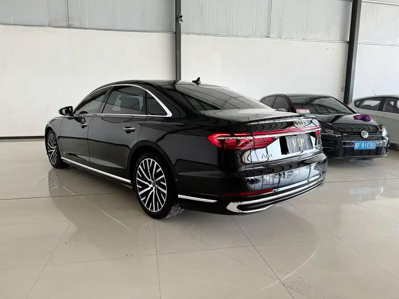 2024 Audi A8 A8L 50 TFSI quattro Premium Edition — миниатюра 4