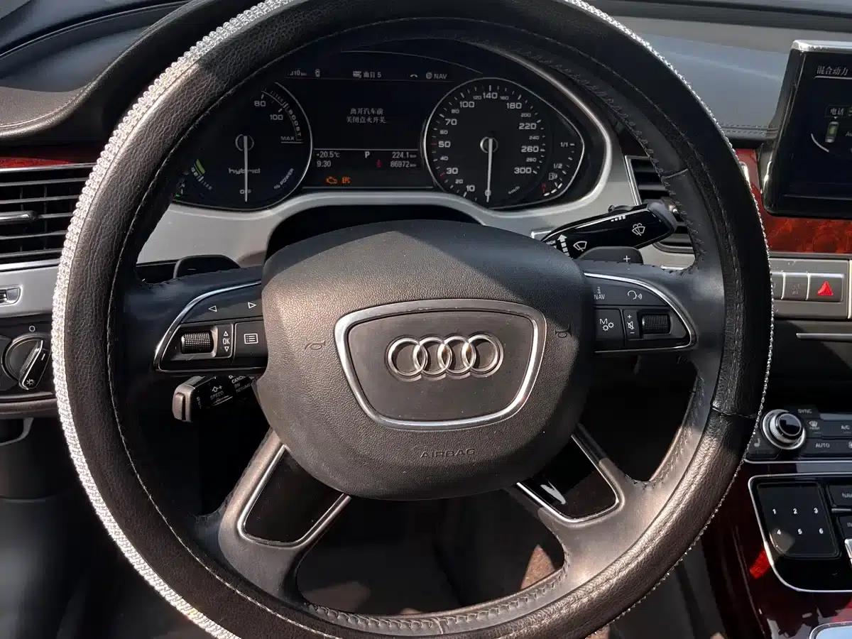 2013 Audi A8 A8L 40 hybrid — миниатюра 11