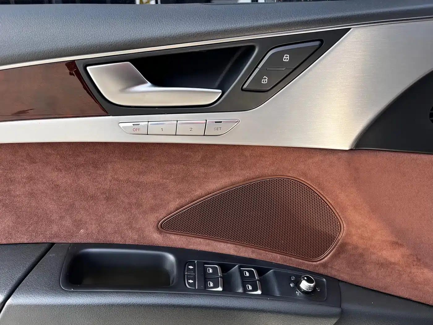 2013 Audi A8 A8L 40 hybrid — миниатюра 14