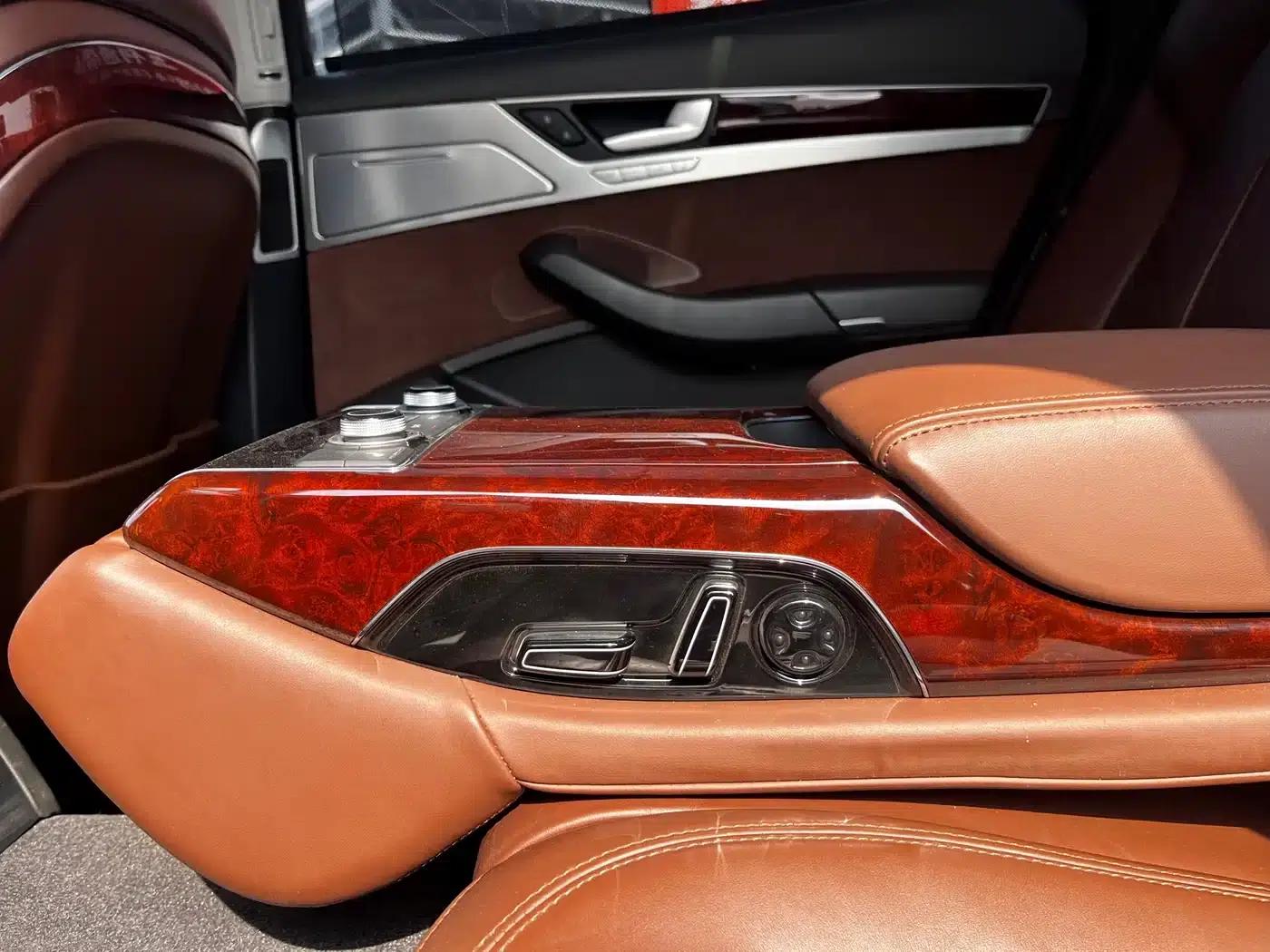 2013 Audi A8 A8L 40 hybrid — миниатюра 15
