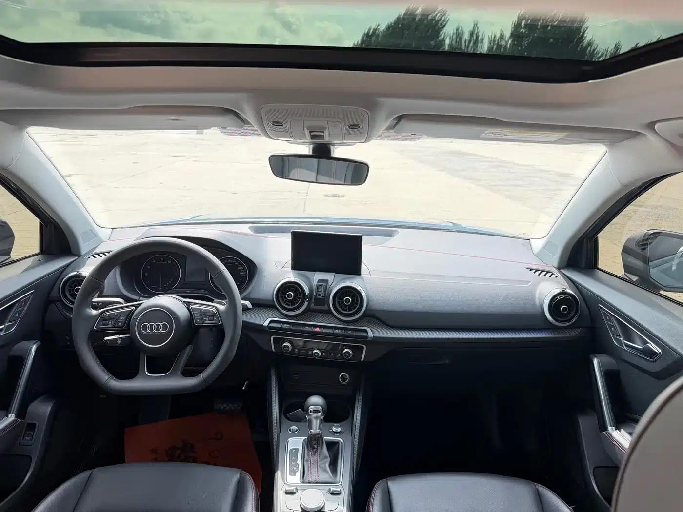 Audi Q2L 2022 35 TFSI RS Package Sport Edition — миниатюра 9
