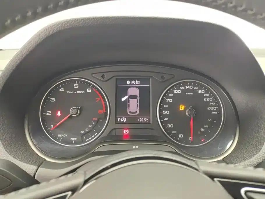 Audi Q2L 2021 35 TFSI Fashion Elegance — миниатюра 14