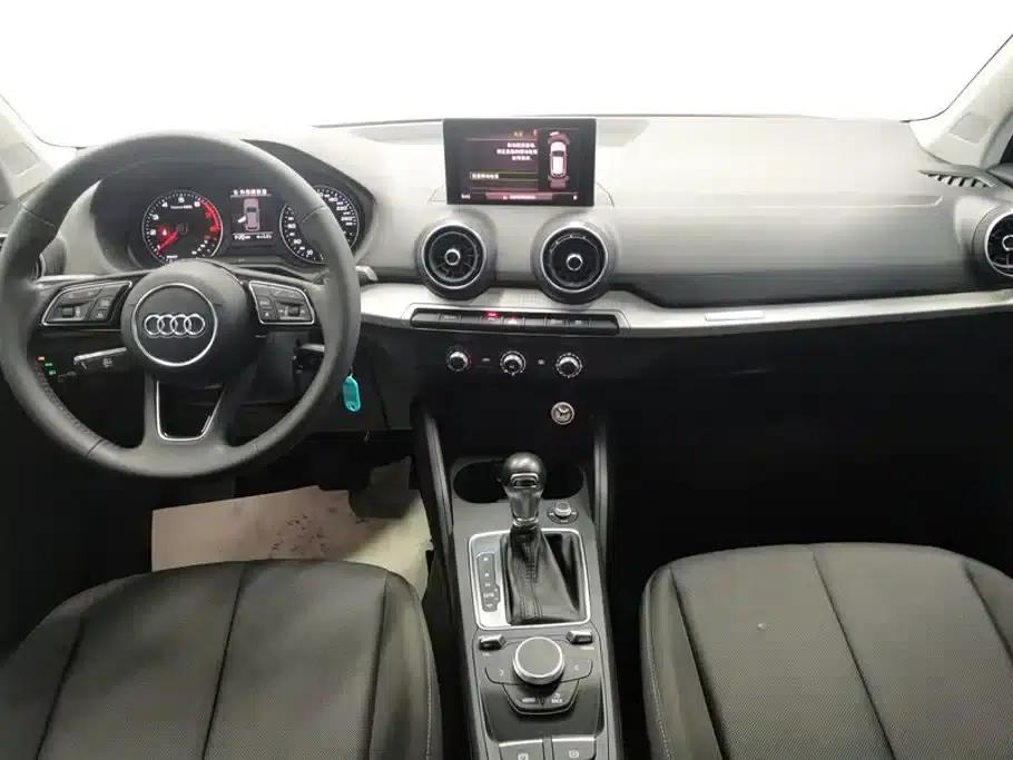 Audi Q2L 2020 35 TFSI Progressive Dynamic Edition — миниатюра 12
