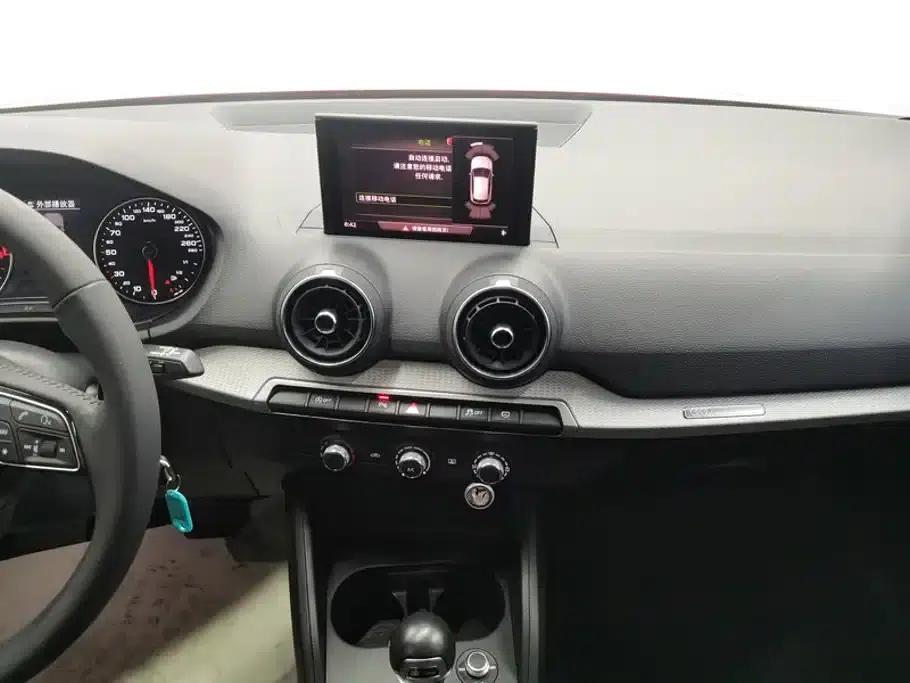 Audi Q2L 2020 35 TFSI Progressive Dynamic Edition — миниатюра 13