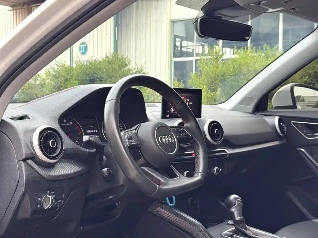 Audi Q2L 2022 35 TFSI Progressive Dynamic Edition — миниатюра 6