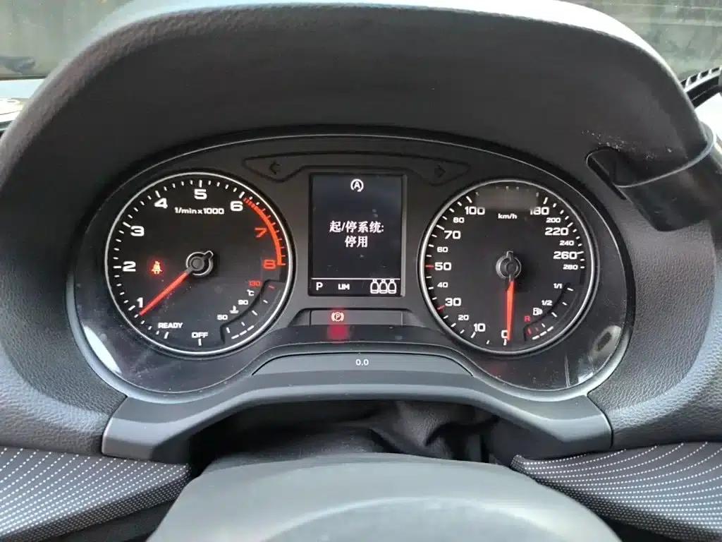 Audi Q2L 2018 35 TFSI Launch Edition (National V Emission Standard) — миниатюра 4
