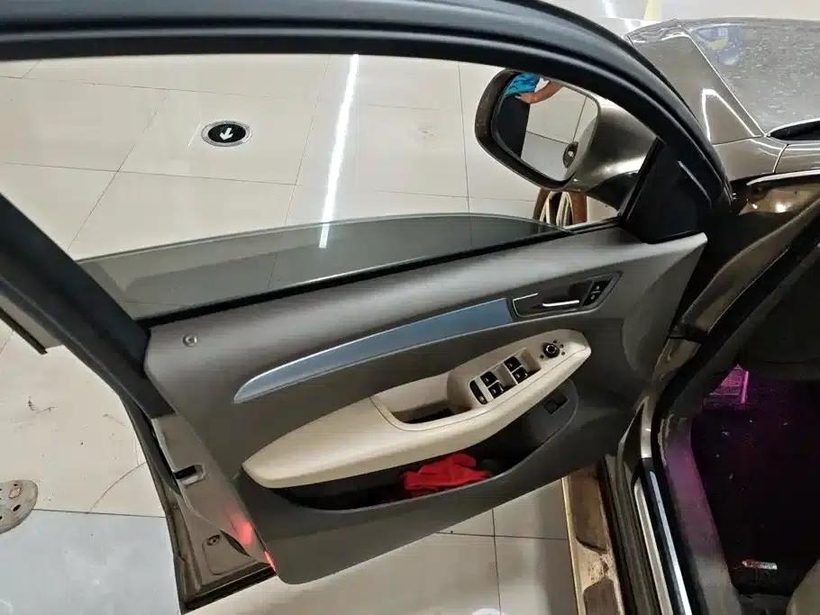 Audi Q5 2011 2.0TFSI Technology Edition — миниатюра 7