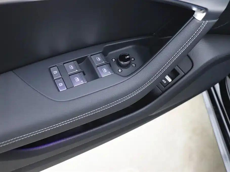 Audi A7L 2024 45 TFSI Luxury — миниатюра 11