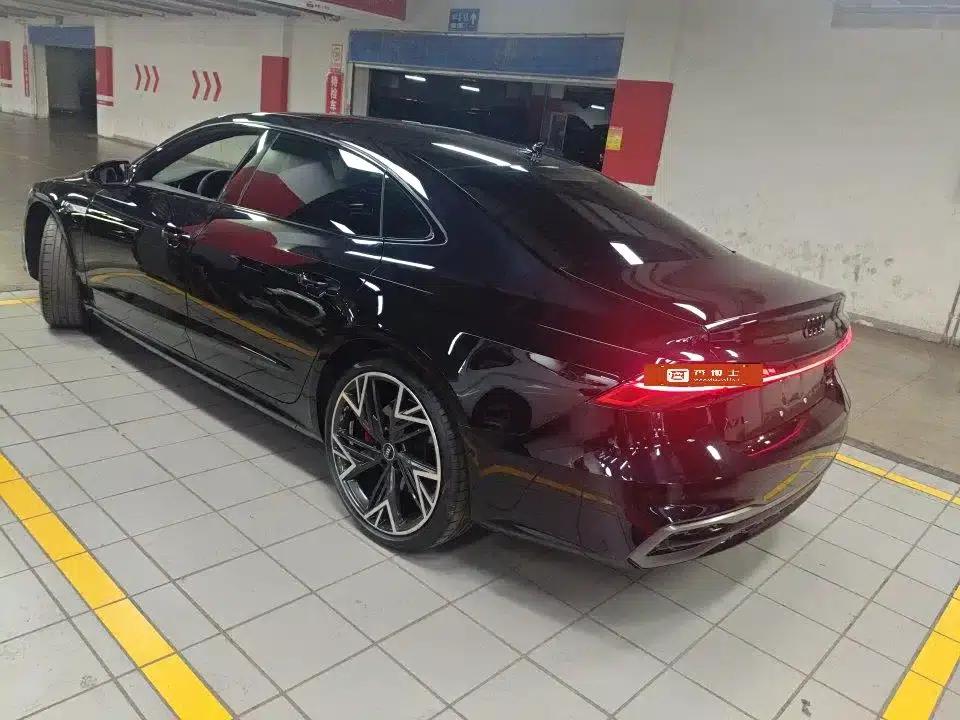2024 Audi A7L 45 TFSI quattro Black Edition — миниатюра 11