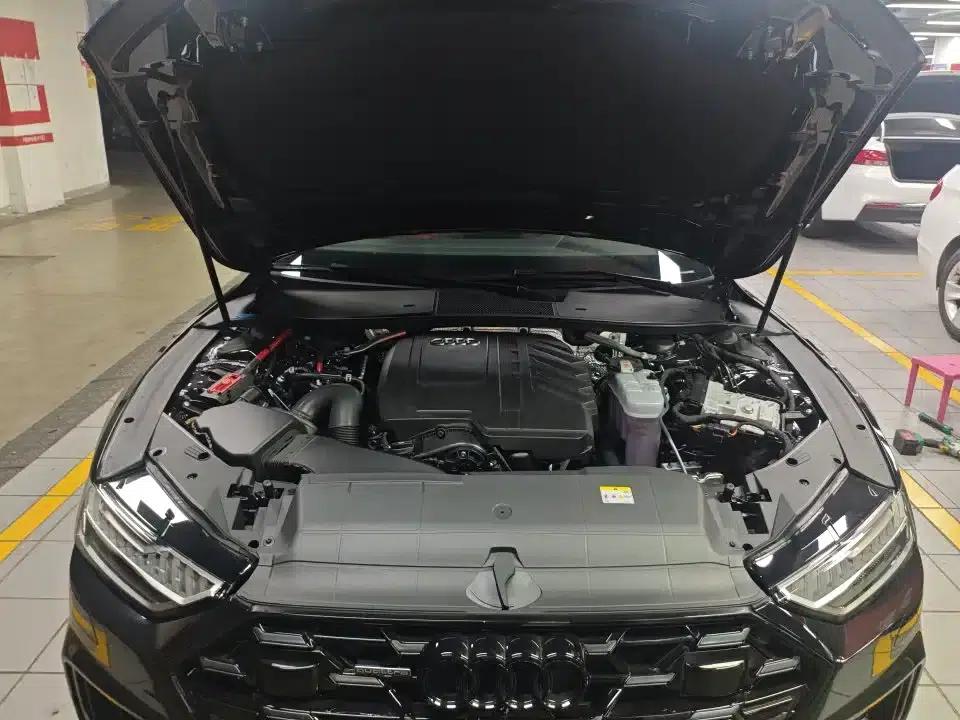 2024 Audi A7L 45 TFSI quattro Black Edition — миниатюра 9