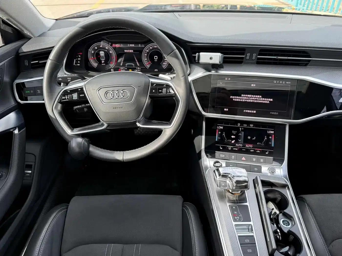 Audi A7L 2022 45 TFSI S-line Dream Future Edition — миниатюра 12