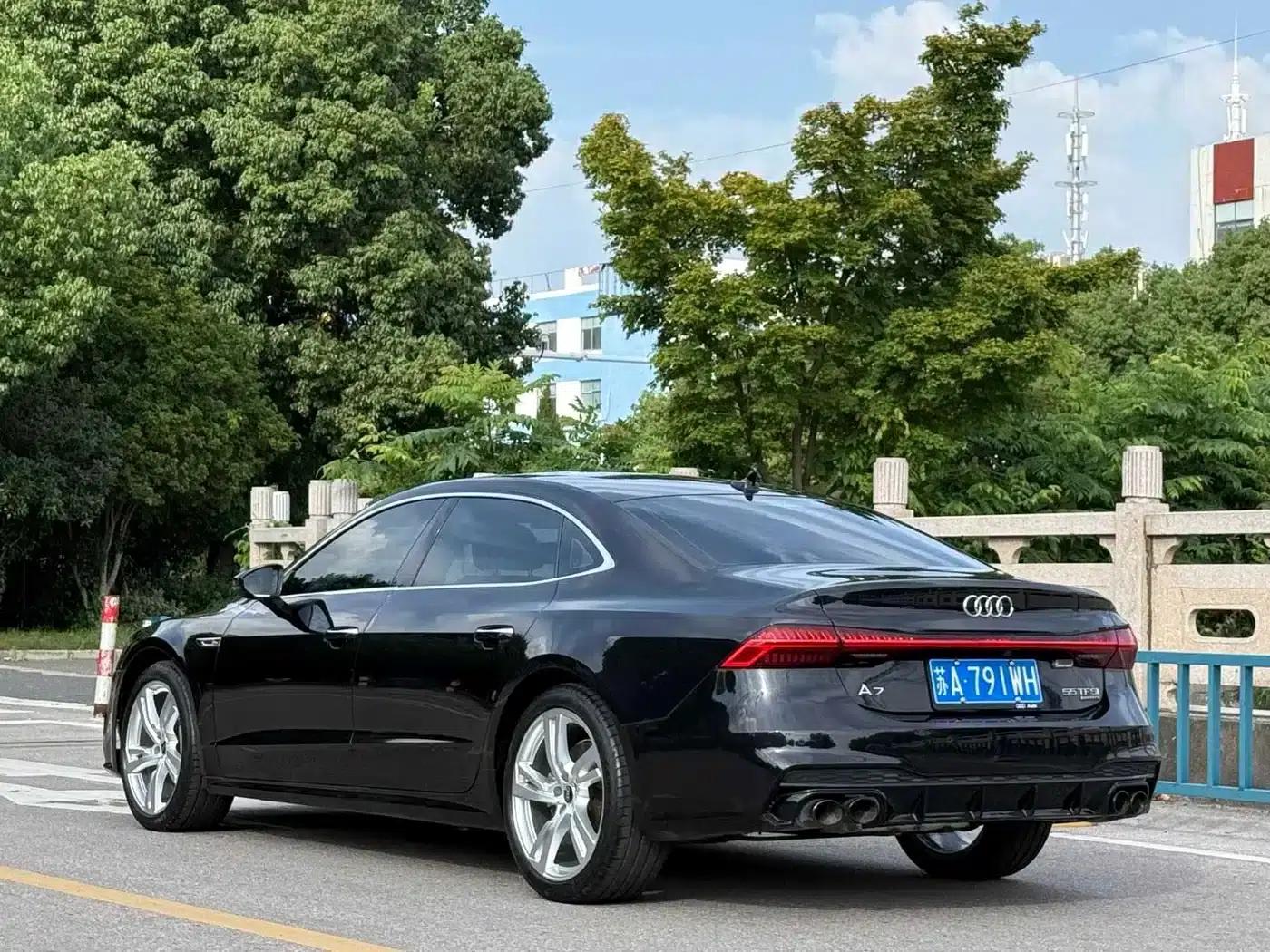 Audi A7L 2022 45 TFSI S-line Dream Future Edition — миниатюра 4
