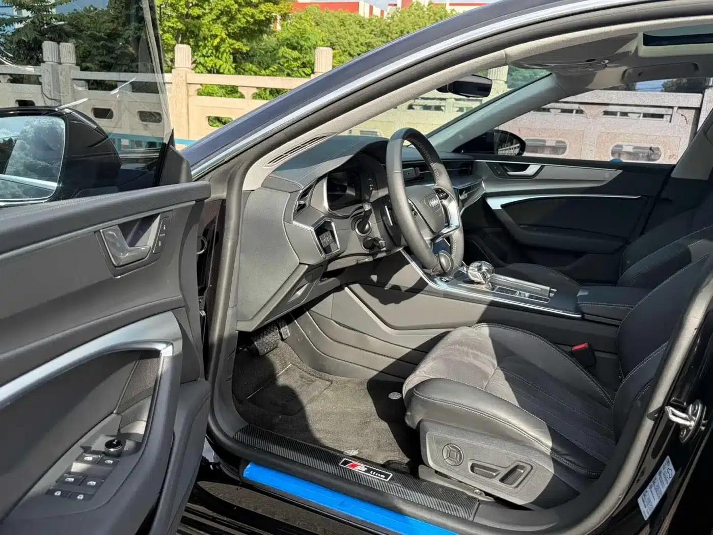 Audi A7L 2022 45 TFSI S-line Dream Future Edition — миниатюра 7