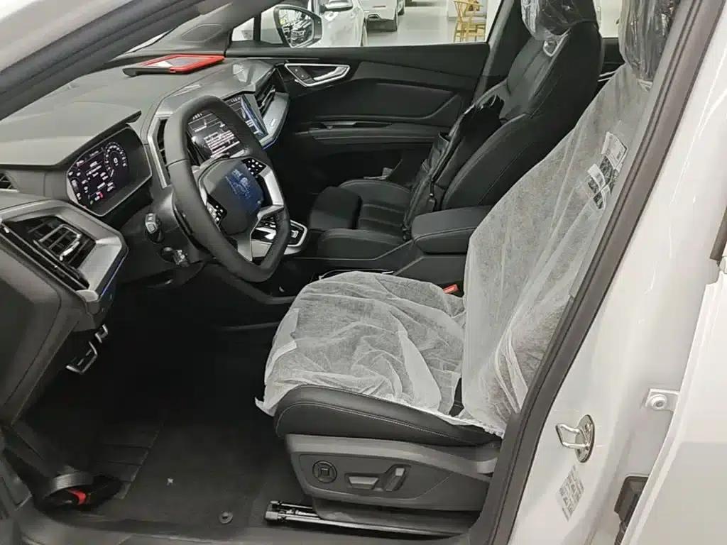 Audi Q4 e-tron 2024 Model 40 e-tron Adventure Edition — миниатюра 15
