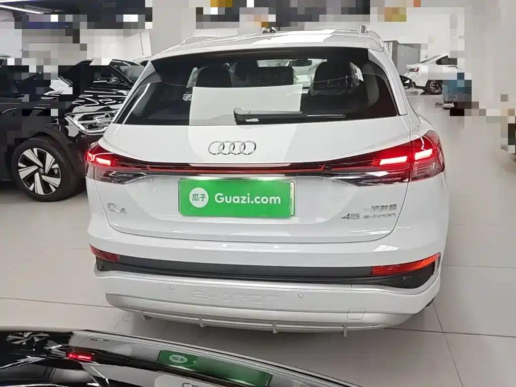 Audi Q4 e-tron 2024 Model 40 e-tron Adventure Edition — миниатюра 6