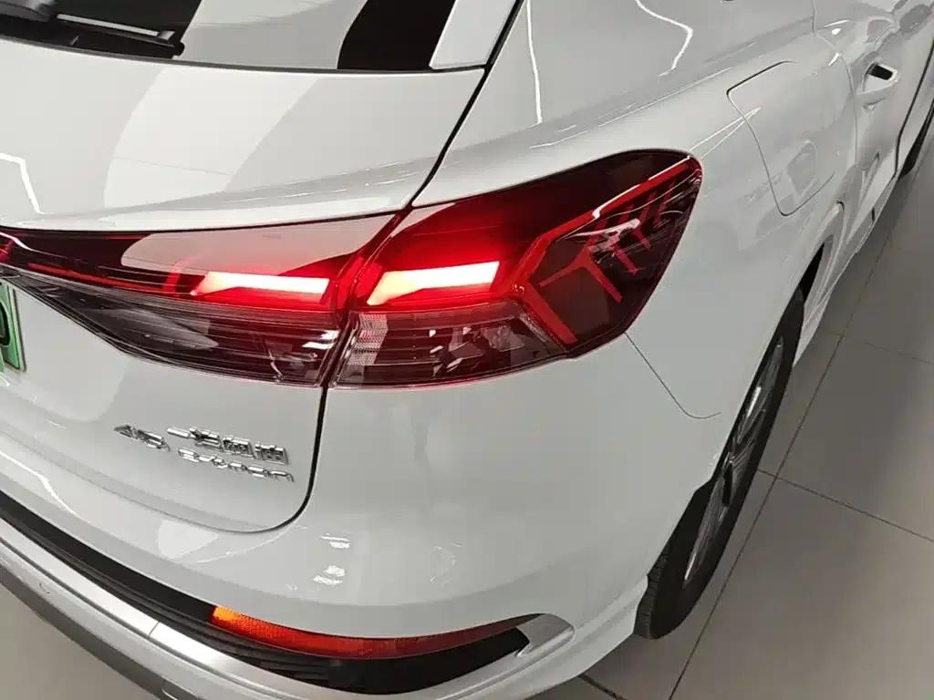 Audi Q4 e-tron 2024 Model 40 e-tron Adventure Edition — миниатюра 8