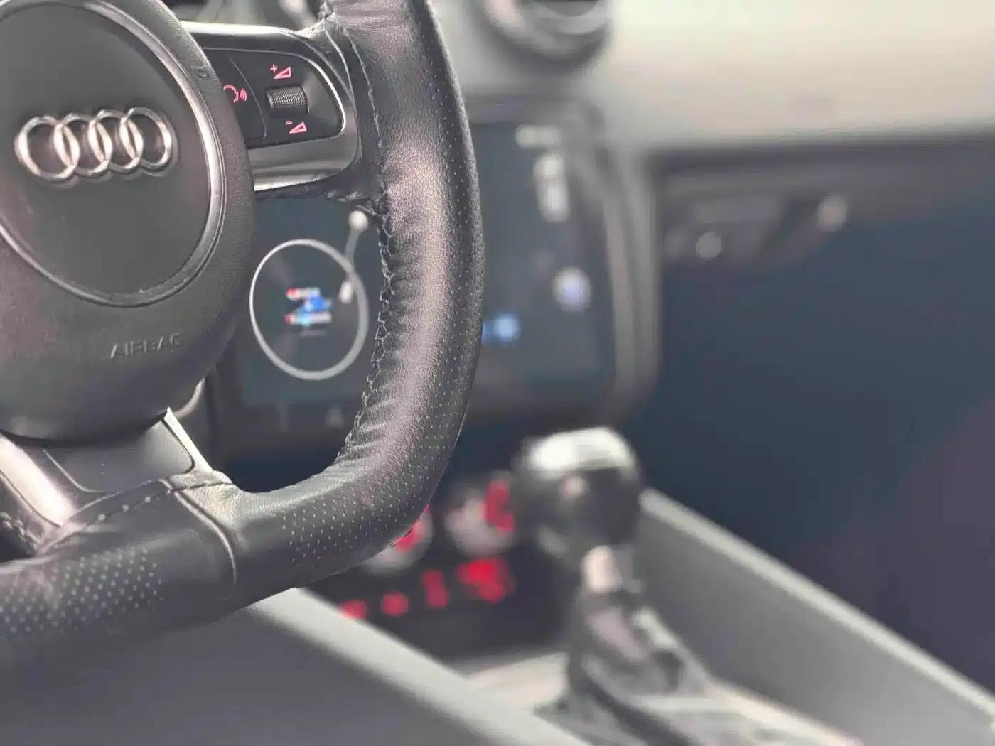 2011 Audi TT Roadster 2.0TFSI — миниатюра 6