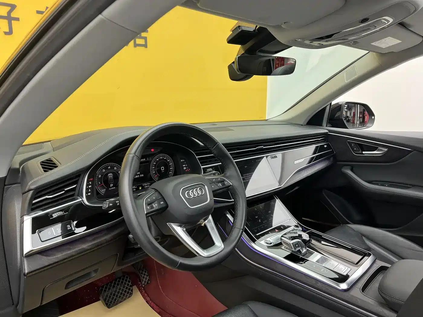 Audi Q8 2024 55 TFSI Luxury Dynamic — миниатюра 4