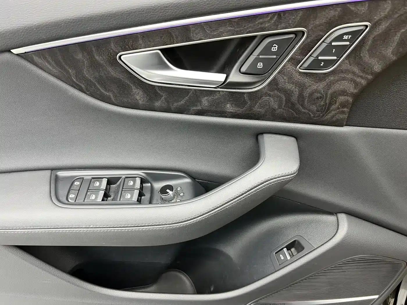 Audi Q8 2024 55 TFSI Luxury Dynamic — миниатюра 6