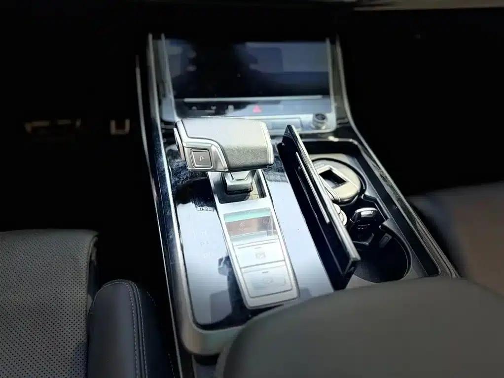 Audi Q8 2022 55 TFSI Premium Dynamic Edition — миниатюра 16