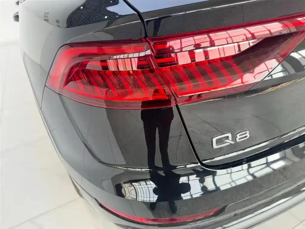 Audi Q8 2022 55 TFSI Premium Dynamic Edition — миниатюра 10