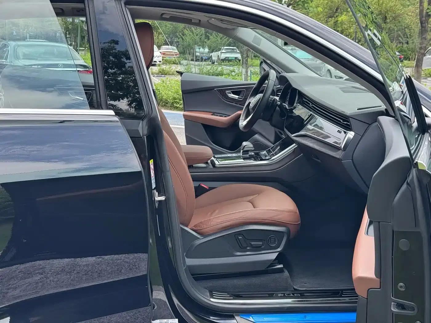 Audi Q8 2019 55 TFSI Luxury Dynamic — миниатюра 7