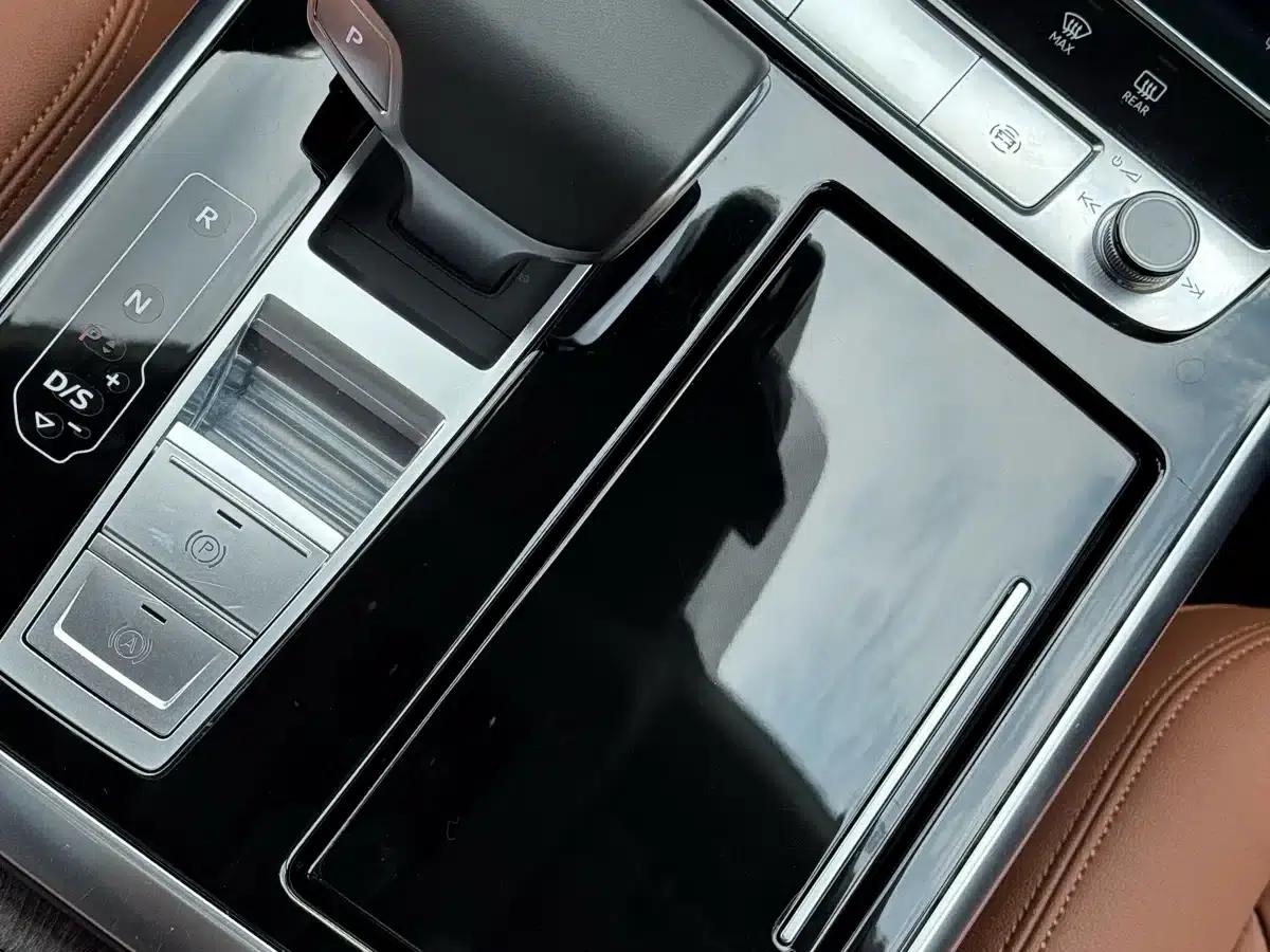 Audi Q8 2019 55 TFSI Luxury Dynamic — миниатюра 10