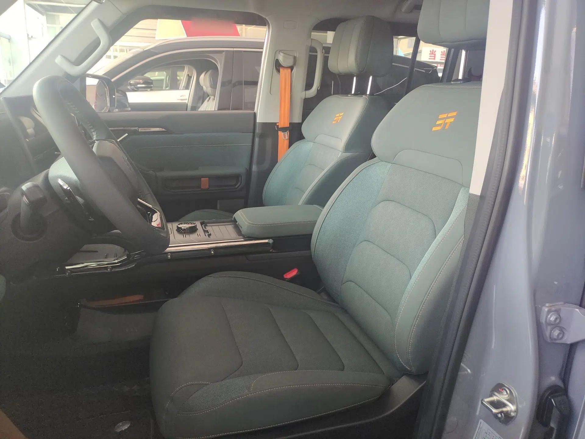 JETOUR Traveler 2023 2.0T All-Wheel-Drive CrossPRO — миниатюра 11
