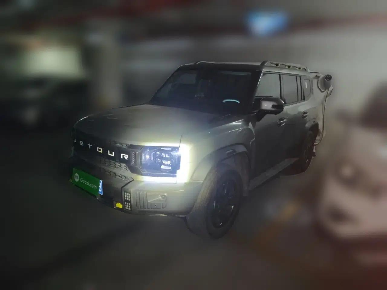 JETOUR Traveler 2023 1.5T Two-Wheel Drive Discovery PRO — миниатюра 1