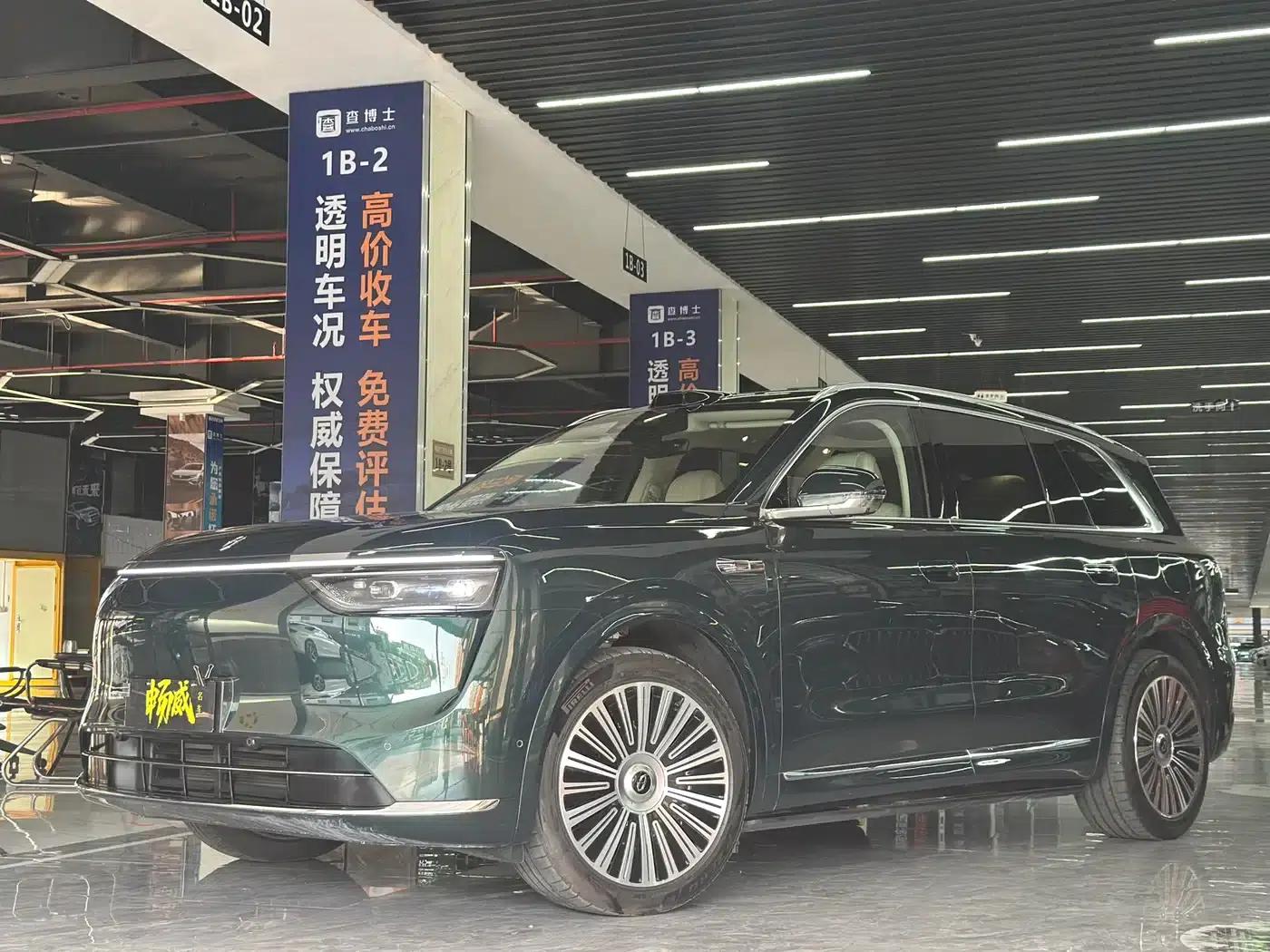 Wenjie M8 2025 Ultra Extended Range Edition (53.4kWh, 6-seater, 192-line LiDAR) — миниатюра 1