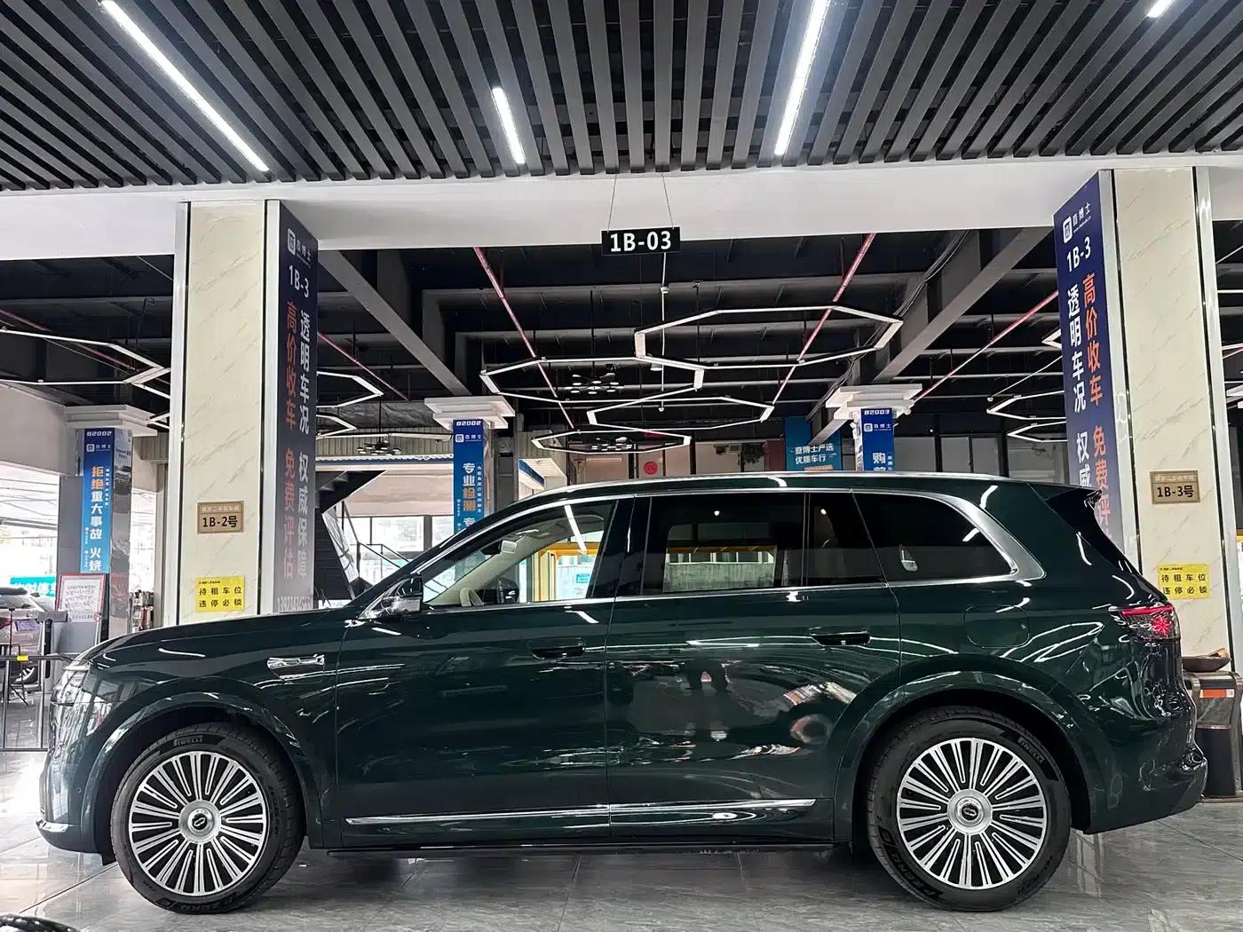 Wenjie M8 2025 Ultra Extended Range Edition (53.4kWh, 6-seater, 192-line LiDAR) — миниатюра 4
