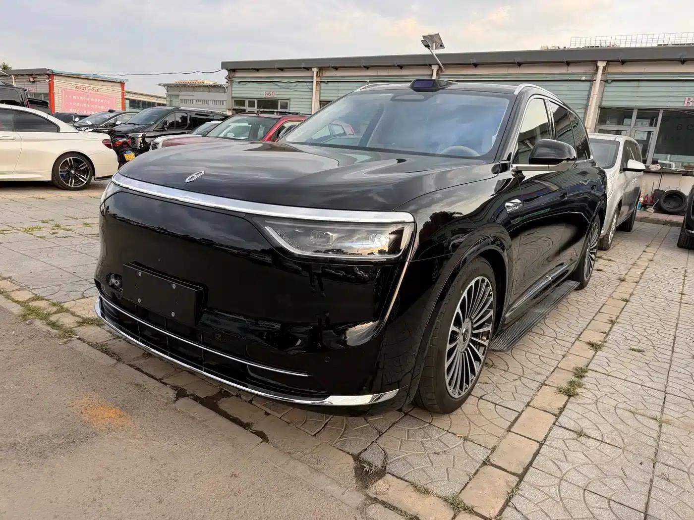 Wenjie M8 2025 Ultra Extended Range Edition (53.4kWh, 6-seater, 192-line LiDAR) — миниатюра 1