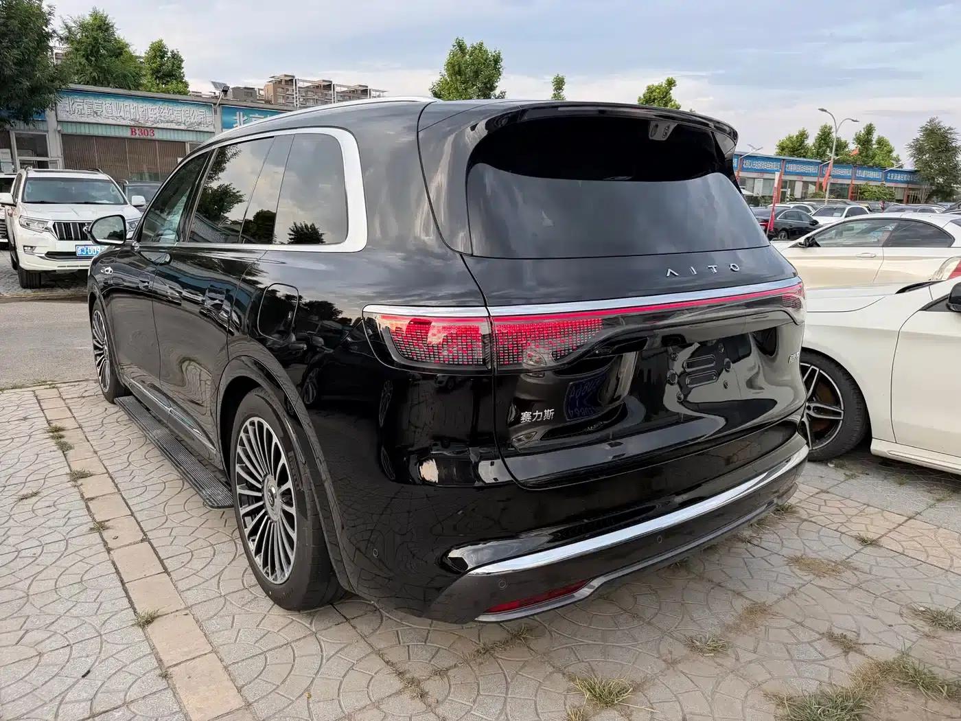 Wenjie M8 2025 Ultra Extended Range Edition (53.4kWh, 6-seater, 192-line LiDAR) — миниатюра 3