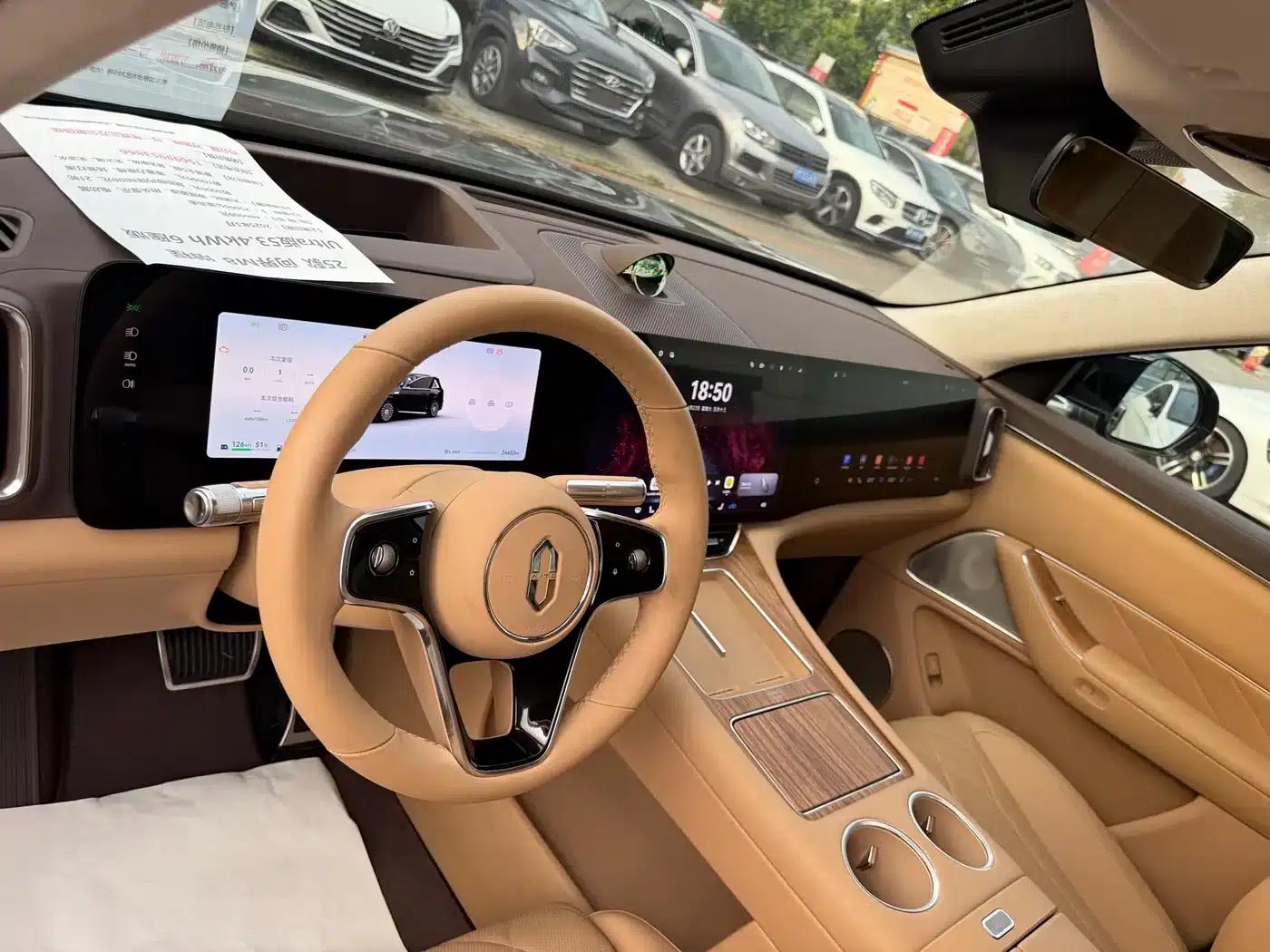 Wenjie M8 2025 Ultra Extended Range Edition (53.4kWh, 6-seater, 192-line LiDAR) — миниатюра 9