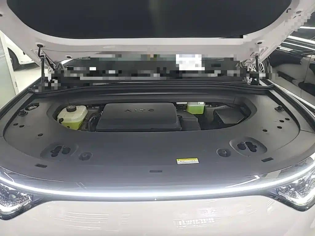 Wenjie M8 2025 Extended Range Max+ Version (53.4kWh, 5-seater, 192-line LiDAR) — миниатюра 20