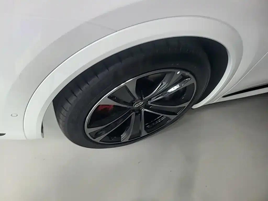 Wenjie M8 2025 Extended Range Max+ Version (53.4kWh, 5-seater, 192-line LiDAR) — миниатюра 23