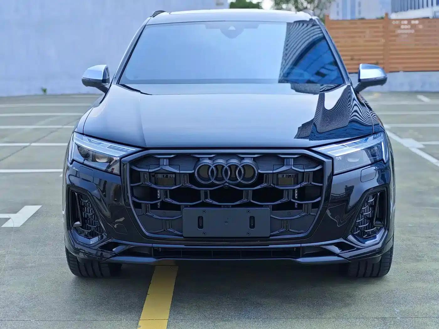 Audi SQ7 2024 4.0 TFSI — миниатюра 2