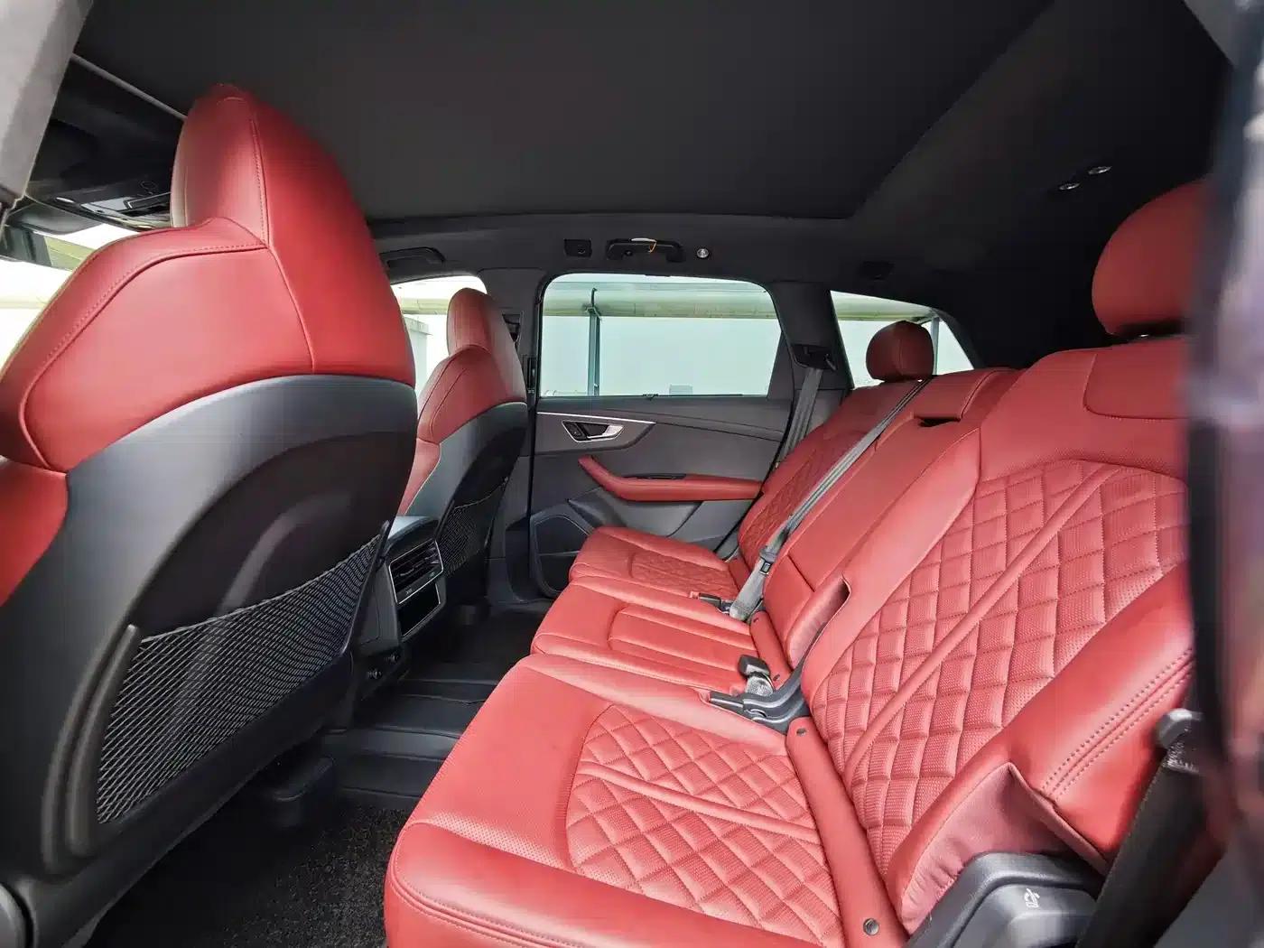 Audi SQ7 2024 4.0 TFSI — миниатюра 11