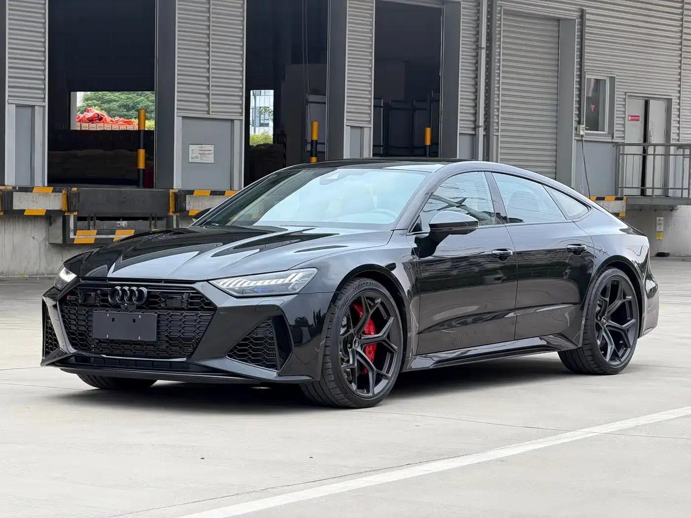 2025 Audi RS 7 RS 7 4.0T Sportback Performance — миниатюра 1