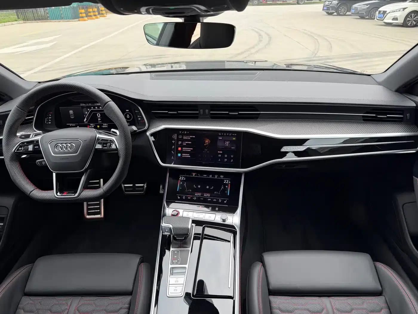 2025 Audi RS 7 RS 7 4.0T Sportback Performance — миниатюра 10