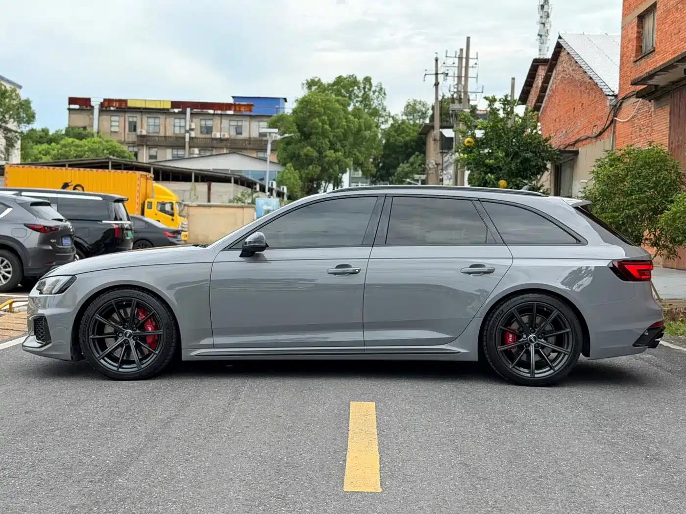 Audi RS 4 2019 RS 4 2.9T Avant — миниатюра 7