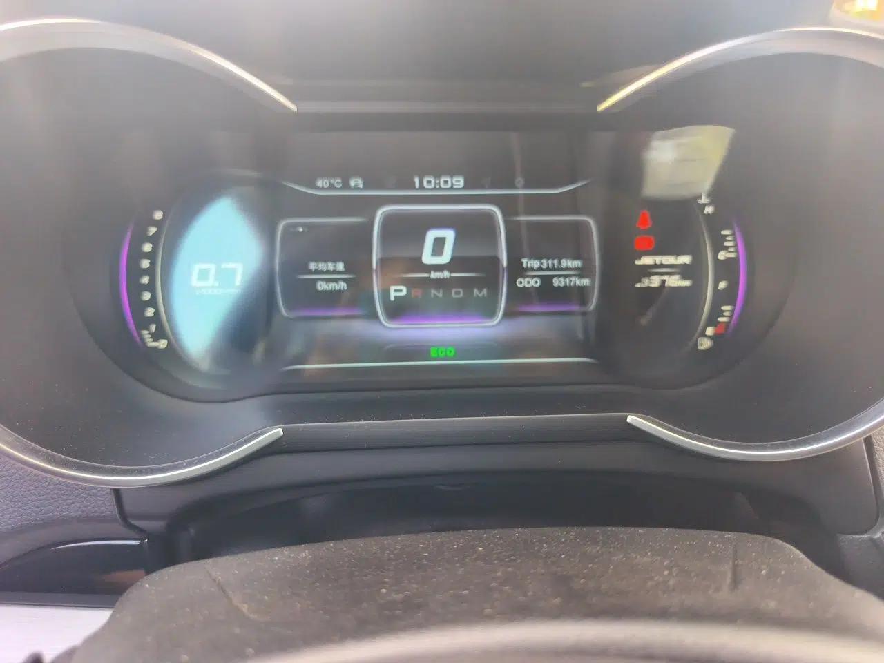 JETOUR X70 2020 1.5T DCT Comfort Edition 7-Seater — миниатюра 12