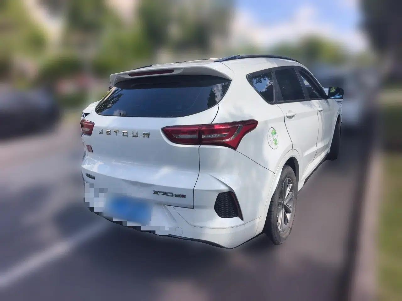 JETOUR X70 2020 1.5T DCT Comfort Edition 7-Seater — миниатюра 6